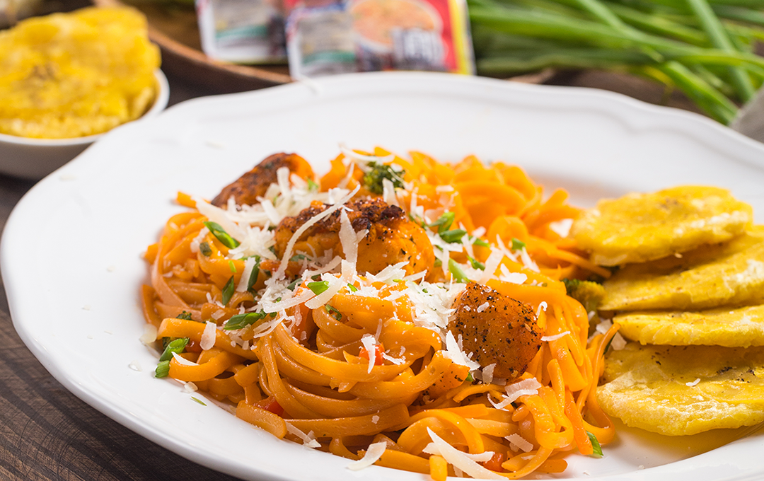 Pasta con Pescado y Vegetales