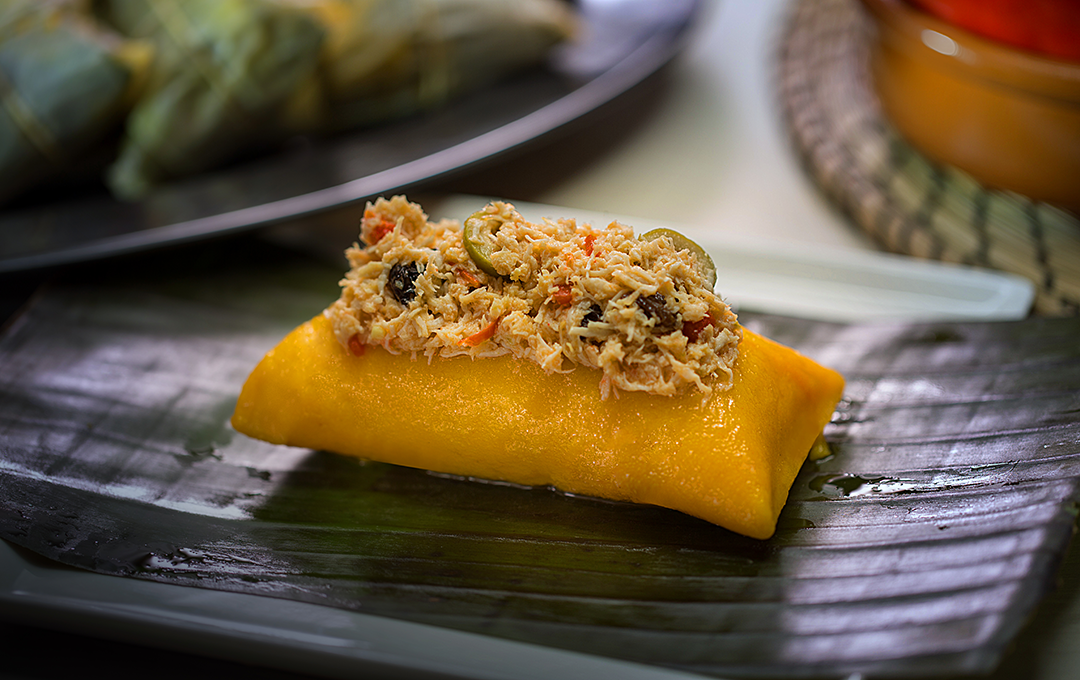 Pasteles en Hojas de Yuca Rellenos de Pollo Recetas Nestlé