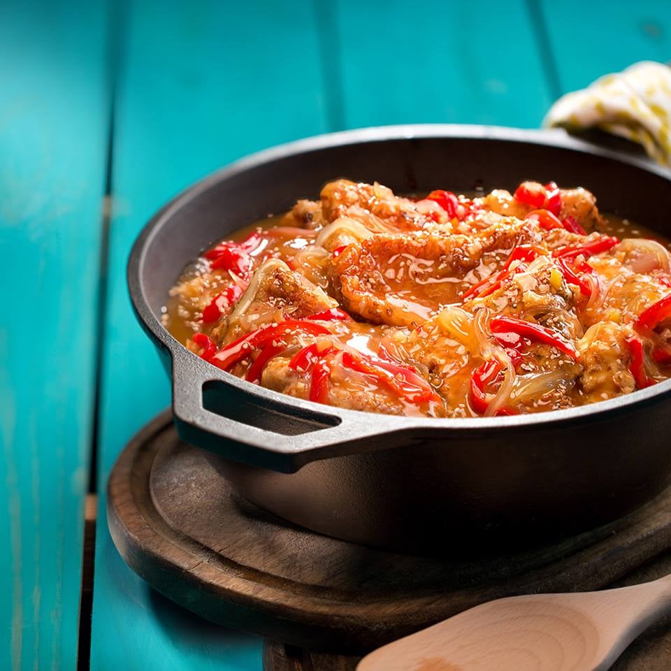 Pescado en Salsa de Chinola y Jengibre