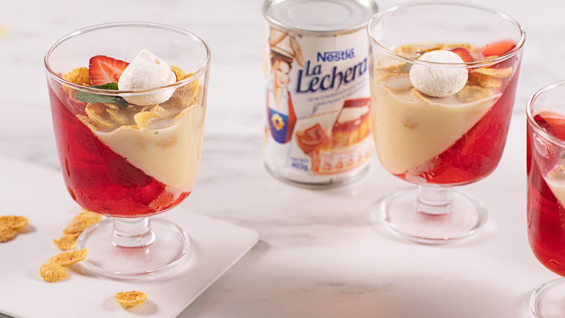 GELATINA CON LECHE CONDENSADA  Y CEREAL
