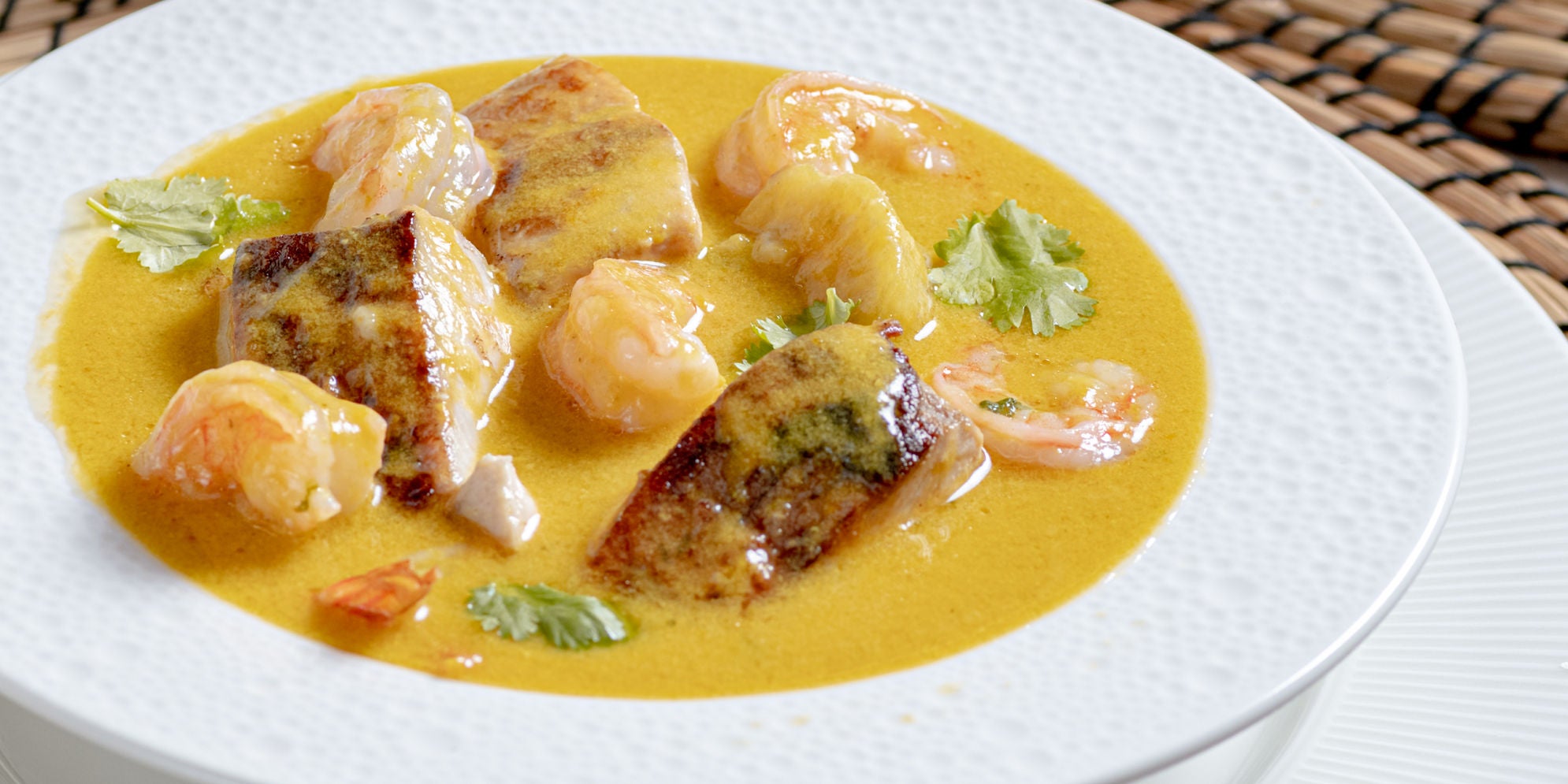 SANCOCHO DEL MAR CON COCO