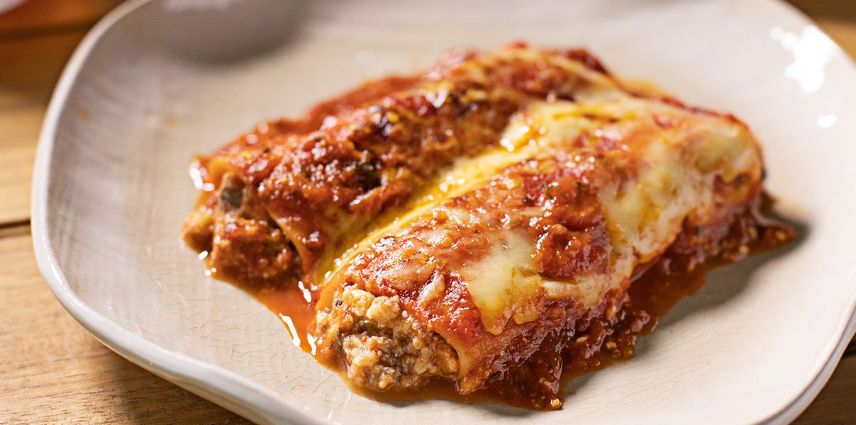 CANELONES CON SARDINA AL TOMATE