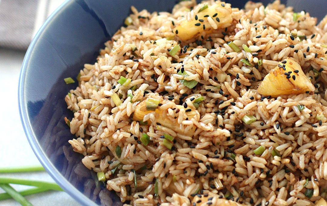 ARROZ AL SESAME CON PIÑA Y COCO