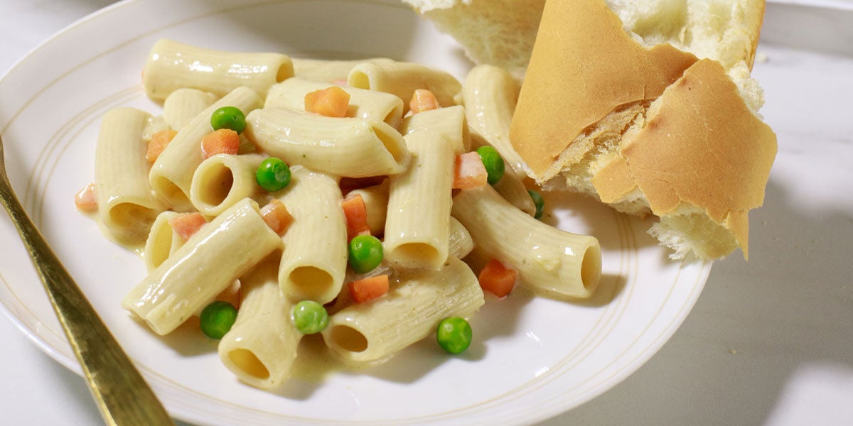 Pasta con Crema y Vegetales