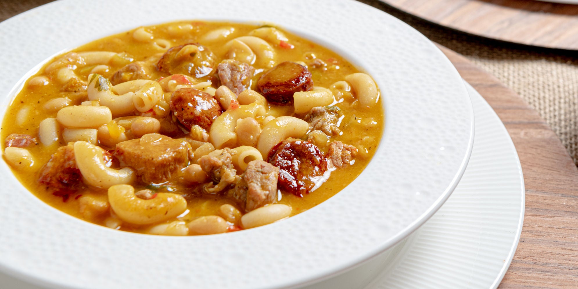 SANCOCHO DE HABICHUELAS CHORIZO Y PASTA