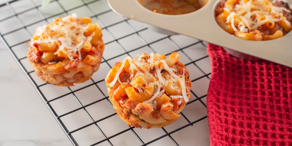 MACARRONES HORNEADOS CON CHORIZO Y QUESOS