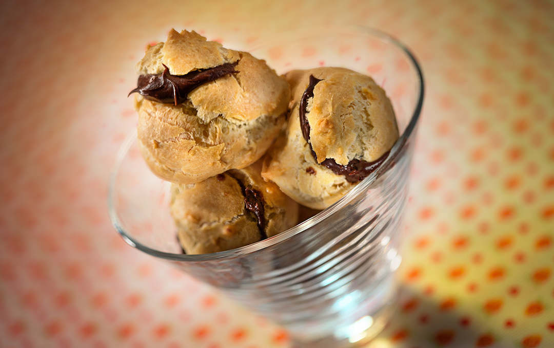 Profiteroles Rellenos de Crema