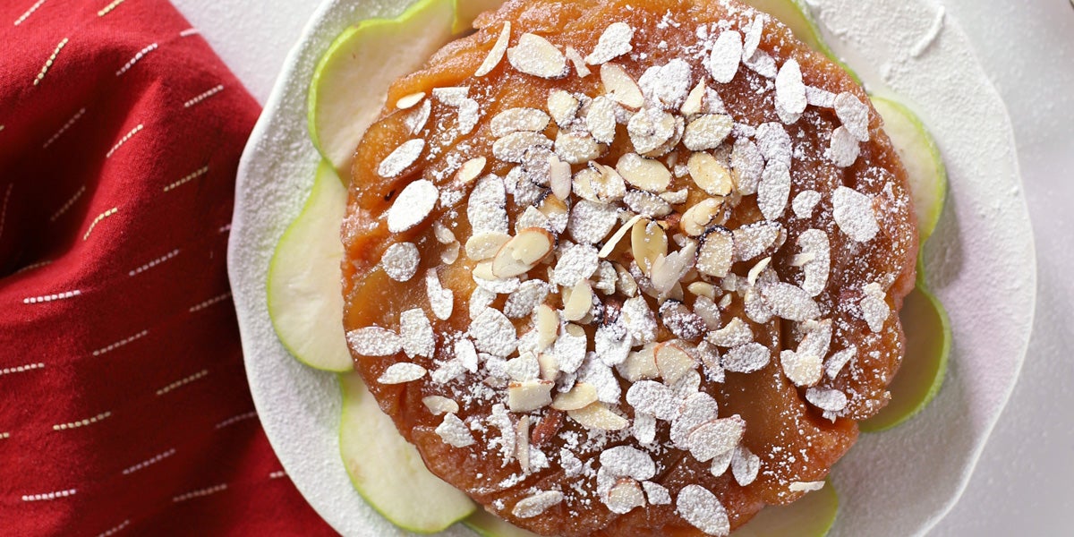 PASTEL DE PERA CON CARAMELO DE MANZANA