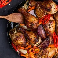 Preparación con muslos de pollo