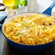 Sigue estos 10 pasos para hacer macarrones con queso
