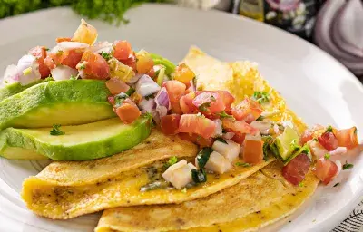 Omelette de Jamón y Espinaca Omelette de Jamón y Espinaca