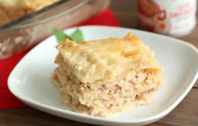 Lasaña de Pollo y Queso Lasaña de Pollo y Queso