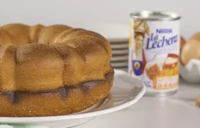 BIZCOCHO DE LECHE CONDENSADA BIZCOCHO DE LECHE CONDENSADA