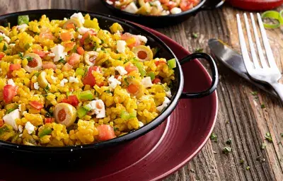 Paella de Vegetales con Queso Paella de Vegetales con Queso