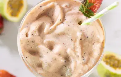 Smoothie de Fresa y Chinola Smoothie de Fresa y Chinola