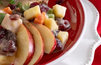 Ensalada de Jamón de Pavo y Frutas Ensalada de Jamón de Pavo y Frutas