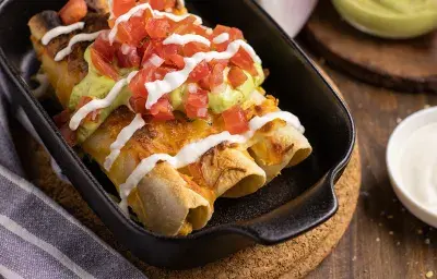 FLAUTAS DE POLLO GRATINADAS