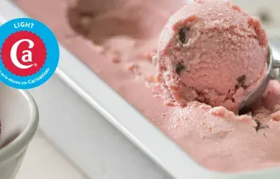 Helado Fresa Chispas Chocolate Helado Fresa Chispas Chocolate