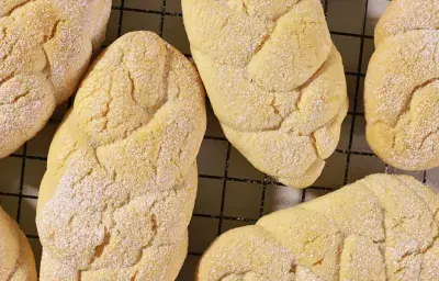 TRENCITAS AMOROSAS TRENCITAS AMOROSAS