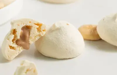 SUSPIRITOS RELLENOS DE HABICHUELAS CON DULCE