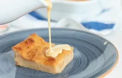 Pudín con Esencia de Naranja, Caramelo y Brandy Pudín con Esencia de Naranja, Caramelo y Brandy
