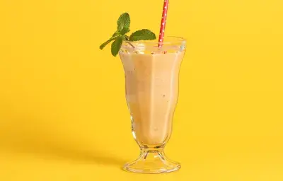 Batida de Mango, Chinola y Menta Batida de Mango, Chinola y Menta