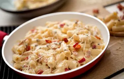 Pasta con Crema de Hongos Pasta con Crema de Hongos