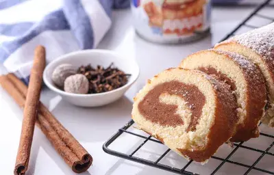 Brazo Gitano Relleno de Habichuelas con Dulce Brazo Gitano Relleno de Habichuelas con Dulce