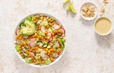 ENSALADA CON GARBANZOS CROCANTES ENSALADA CON GARBANZOS CROCANTES