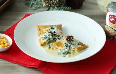 Pasteles en Hoja con Tope Maíz y Espinaca Pasteles en Hoja con Tope Maíz y Espinaca