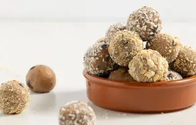 TRUFAS DE HABICHUELAS CON DULCE TRUFAS DE HABICHUELAS CON DULCE