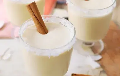 BATIDA DE BATATA Y CREMA DE COCO BATIDA DE BATATA Y CREMA DE COCO