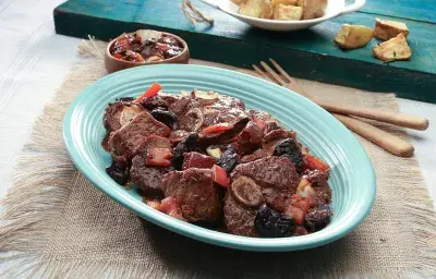 Pierna de Cerdo en Salsa de Ciruela