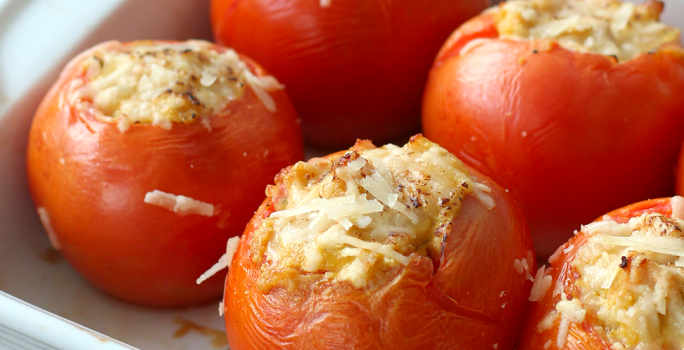 Tomates Rellenos de Pollo