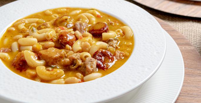 SANCOCHO DE HABICHUELAS CHORIZO Y PASTA