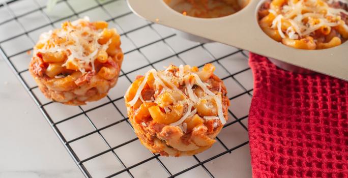 MACARRONES HORNEADOS CON CHORIZO Y QUESOS