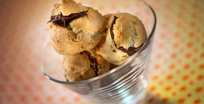 Profiteroles Rellenos de Crema