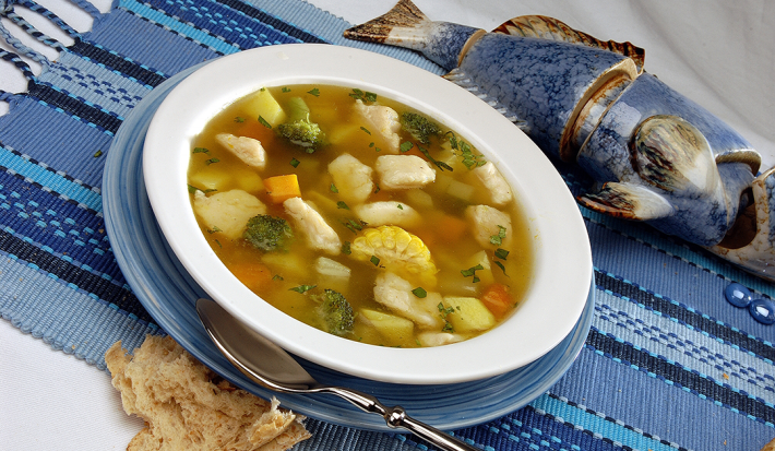 Sopa de Pescado Fácil
