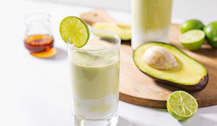 Smoothie de Aguacate con Cítricos