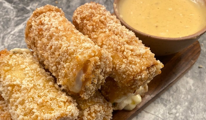 Lasagna crispy rolls