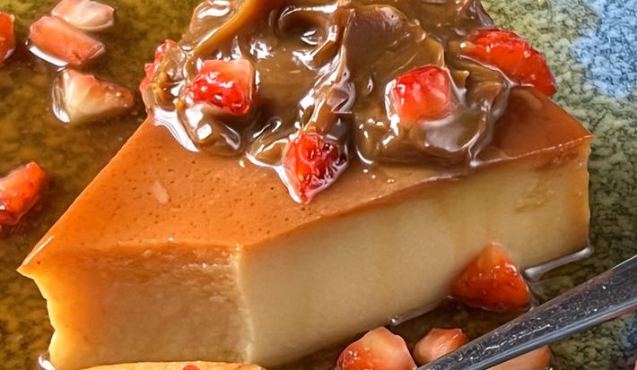 Flan Dulce de Leche con Ron
