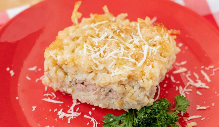 PASTEL DE ARROZ RELLENO DE TUNA