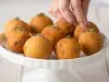 Bolitas de Platano Maduro rellenas de Bacalao